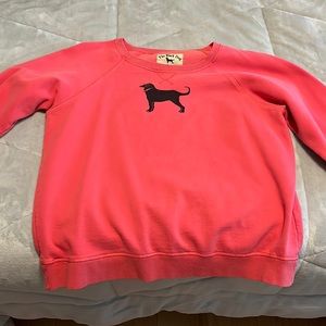 Pretty black dog crewneck, so soft!